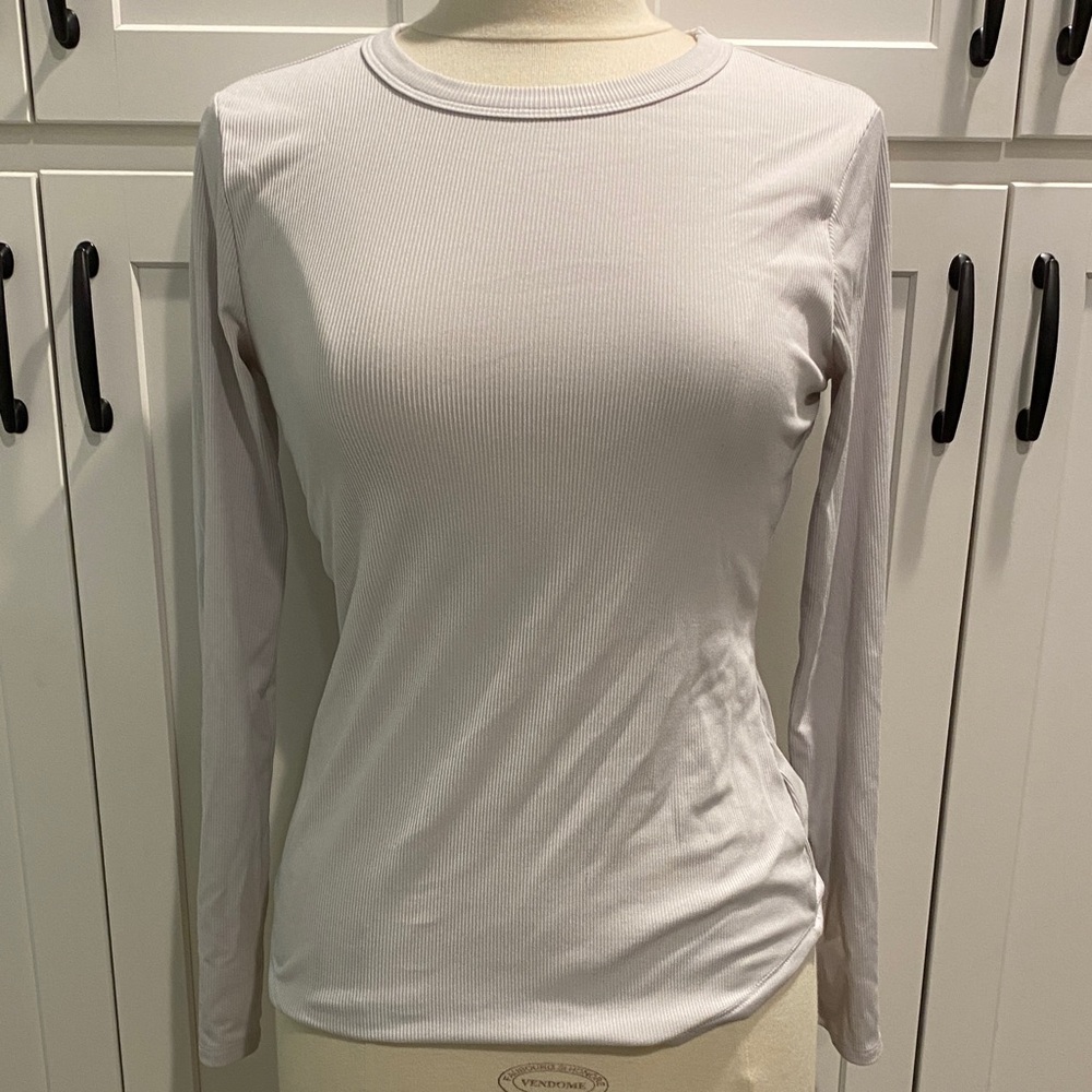 No Boundaries Women's Long Sleeve Top - Light Cream
